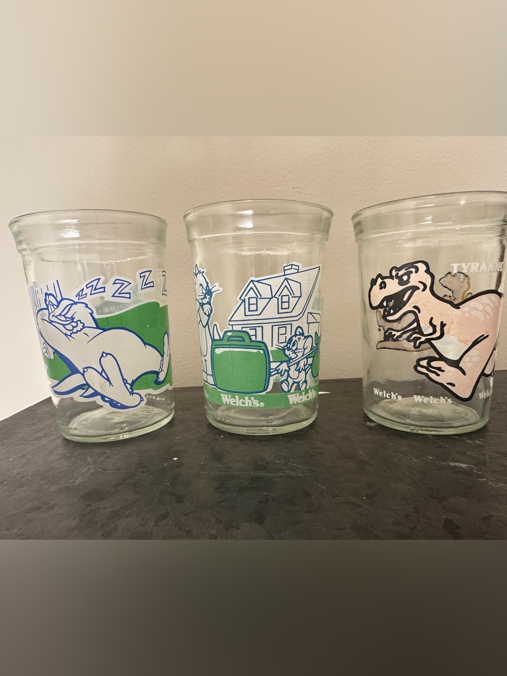 Vintage Foghorn Leghorn Tom & Jerry Tyrannosaurus Rex Welch’s glass jelly jars